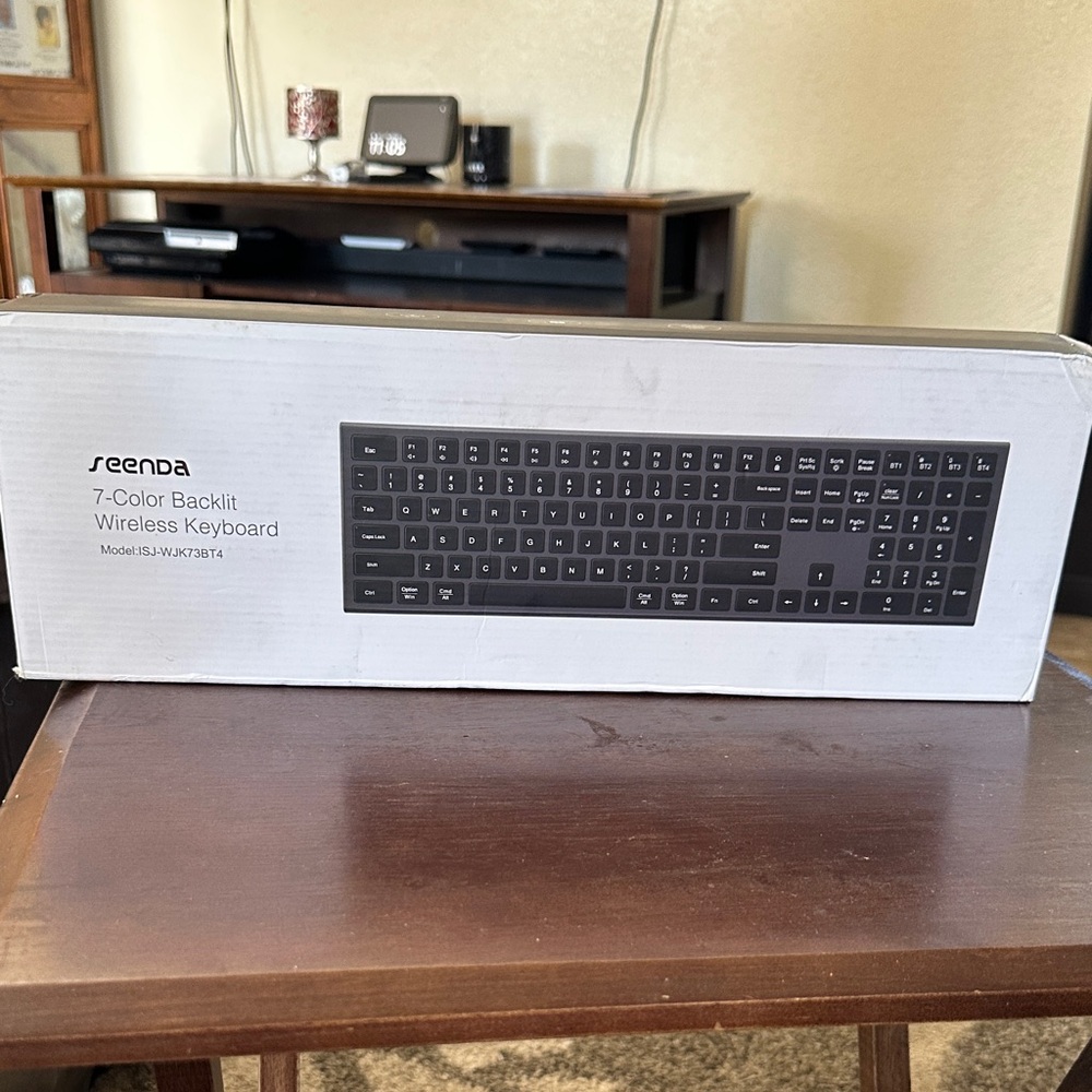 Seenda 7-Color Backlit Wireless Keyboard